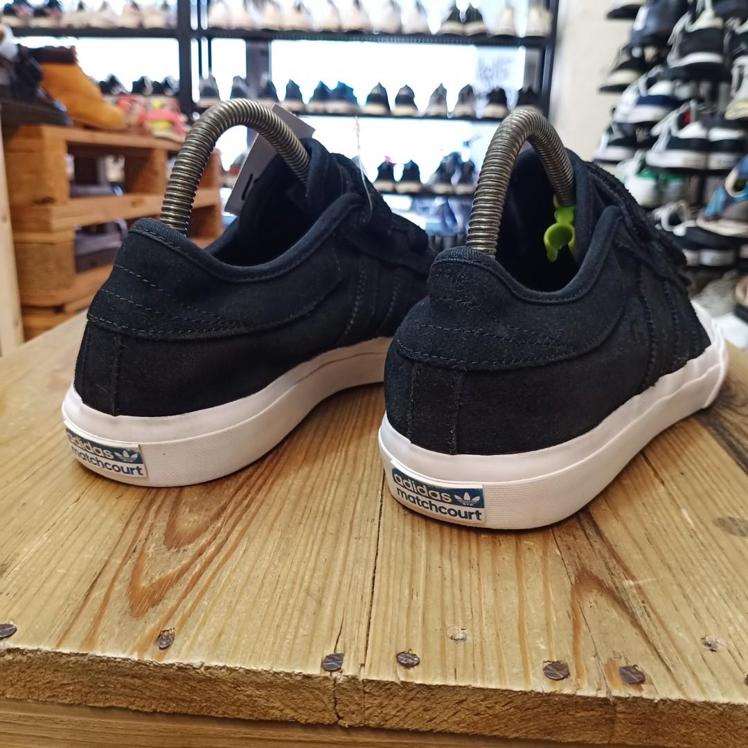 Adidas on sale velcro matchcourt