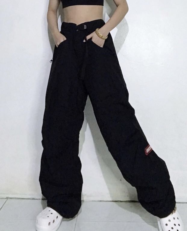 Adjustable black baggy pants, Women's Fashion, Bottoms, Other Bottoms on  Carousell