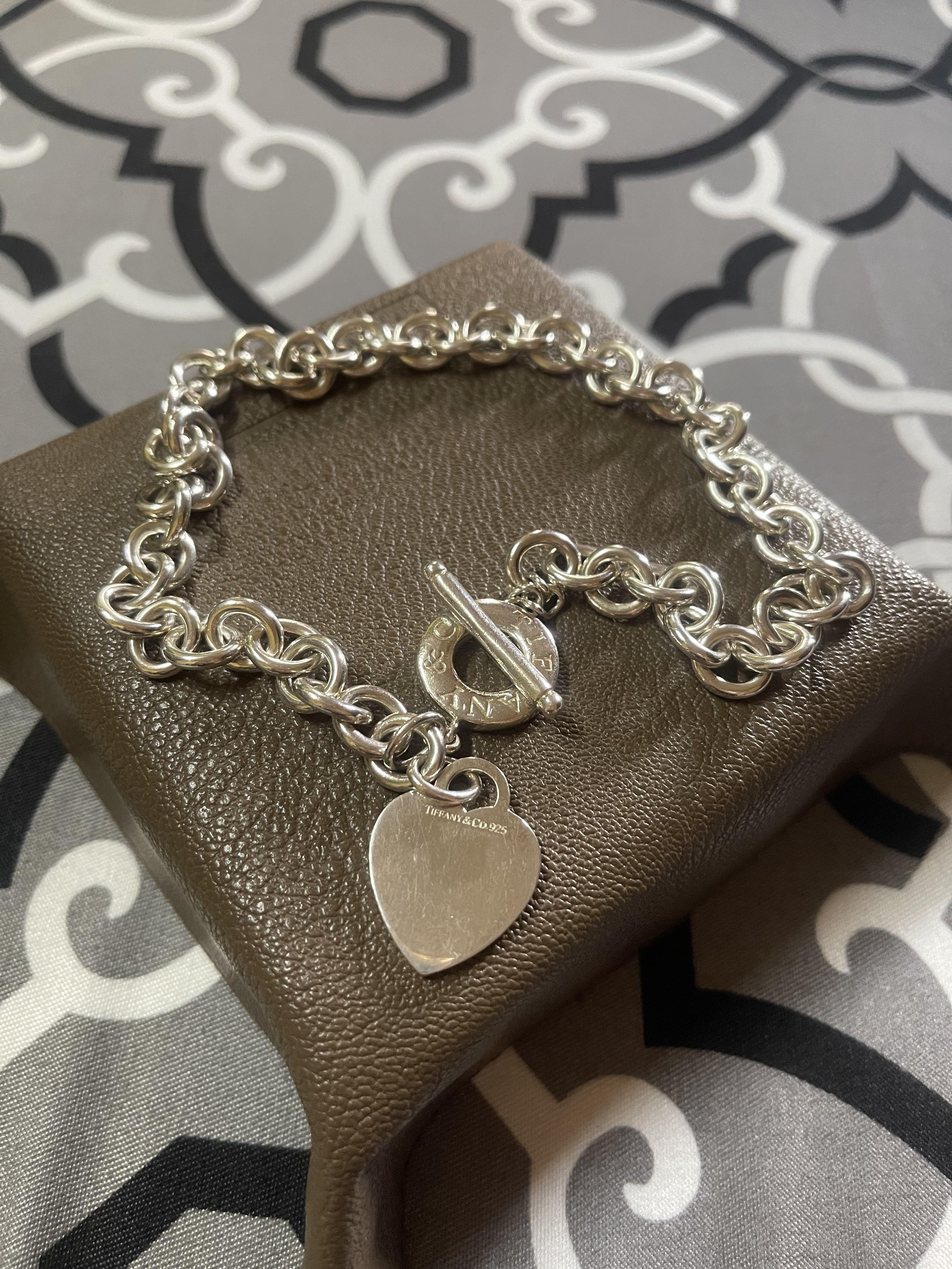 Tiffany & Co. Heart Toggle Necklace | Heart necklace tiffany, Tiffany and  co necklace, Dream jewelry