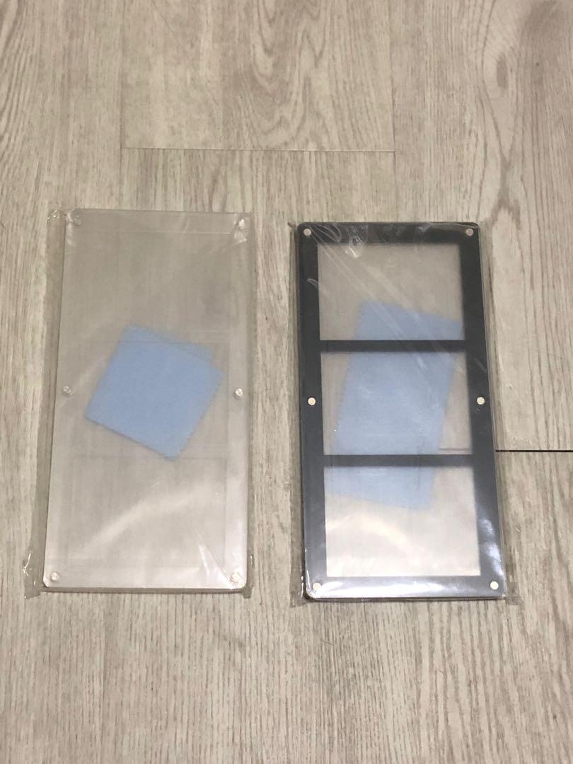 Card frame (Category: Trading Cards Accessories) located in Singapore. Submitted by rereroro (Listing ID 1136602421, Image 1). Description: Meet up at Sengkang Renjong LRT,the plastic have not been remove.delivery $6.