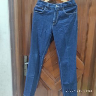 (Kategori: ) berada di . Dikirim oleh mj_store (ID iklan 1136611920, Gambar 1). Deskripsi: .
