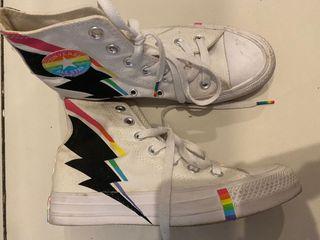 Converse