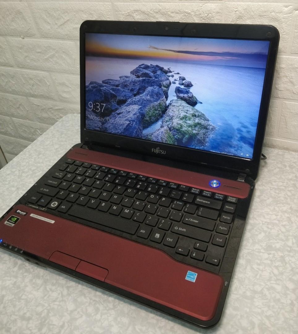 Fujitsu Lifebook LH532/ SSD 120GB/ RAM 4GB/ Windows10, 電腦＆科技