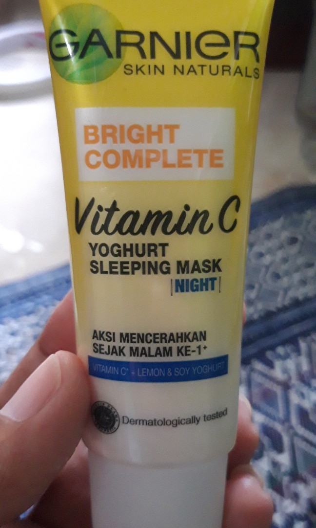 Garnier sleeping mask yogurt, Kesehatan & Kecantikan, Kulit, Sabun