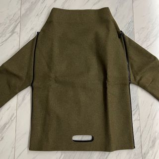 （分類：）位於 。 由 2econdlcloset 提交（商品編號 1136535599，圖片 1）。簡介： 。