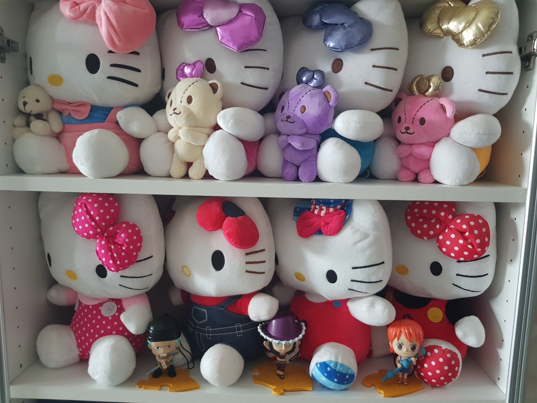 hello kitty plush set