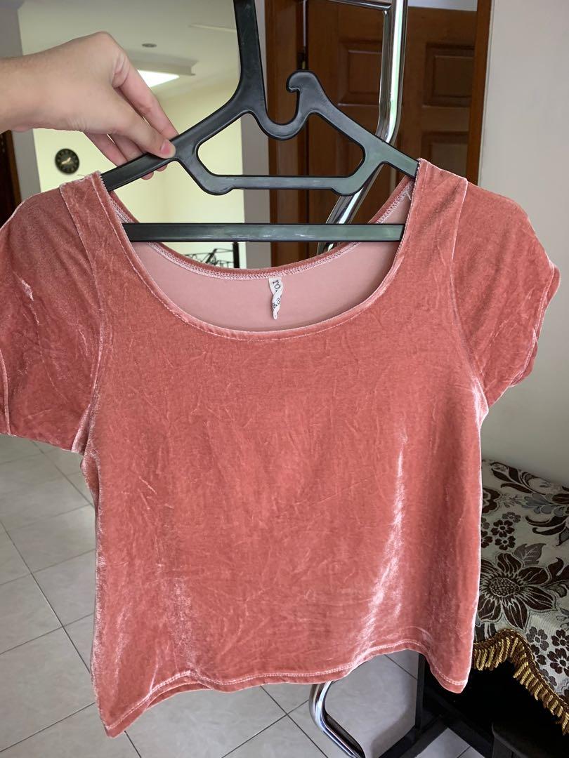 H\u0026M not Crop Top, Fesyen Wanita 