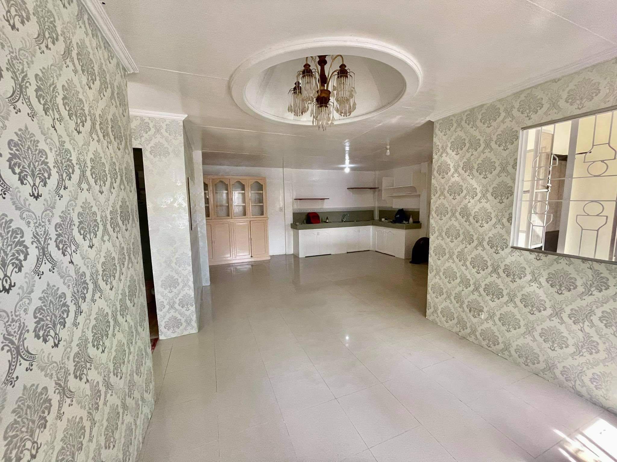 (Category: ) located in . Submitted by ch3ars (Listing ID 1136592788, Image 1). Description: .
