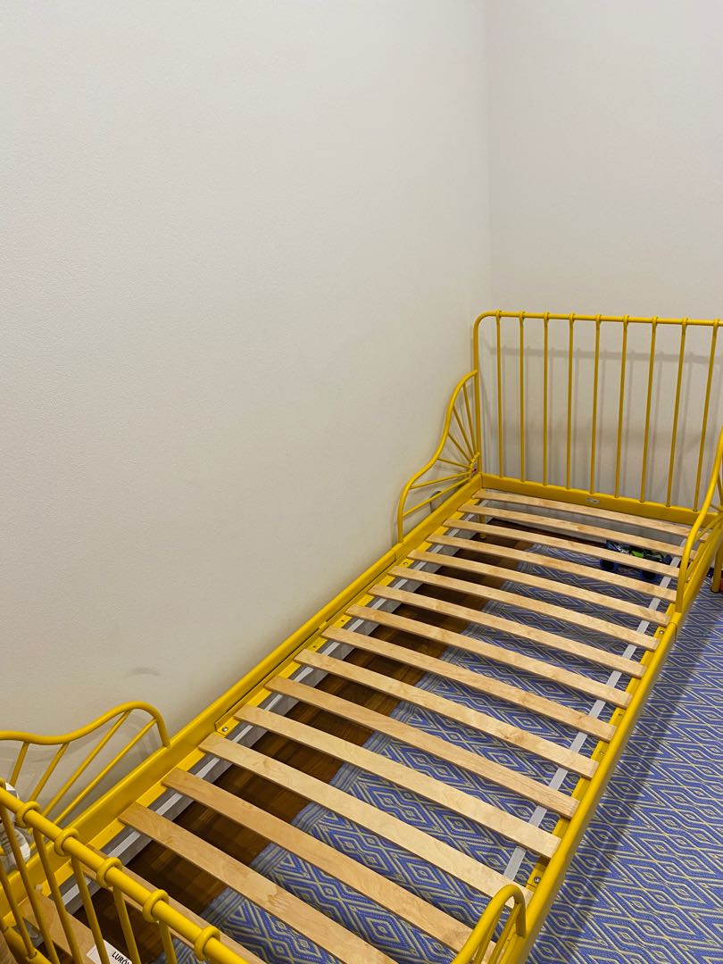 Ikea minnen outlet yellow