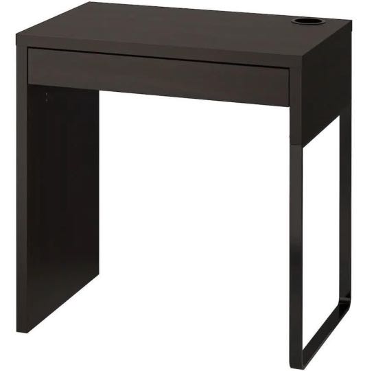 IKEA study table Height 75cm, length 75cm, width 53cm, no cracks no