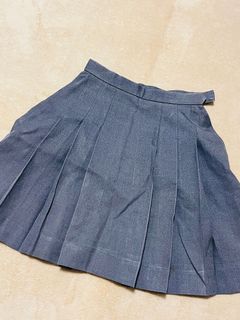 (Category: ) located in . Submitted by rewear.sg (Listing ID 1136604199, Image 1). Description: .