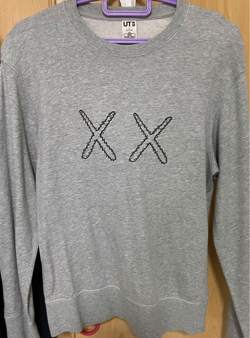 Kaws jumper outlet