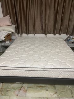 (Category: ) located in . Submitted by jodowning (Listing ID 1136646910, Image 1). Description: .