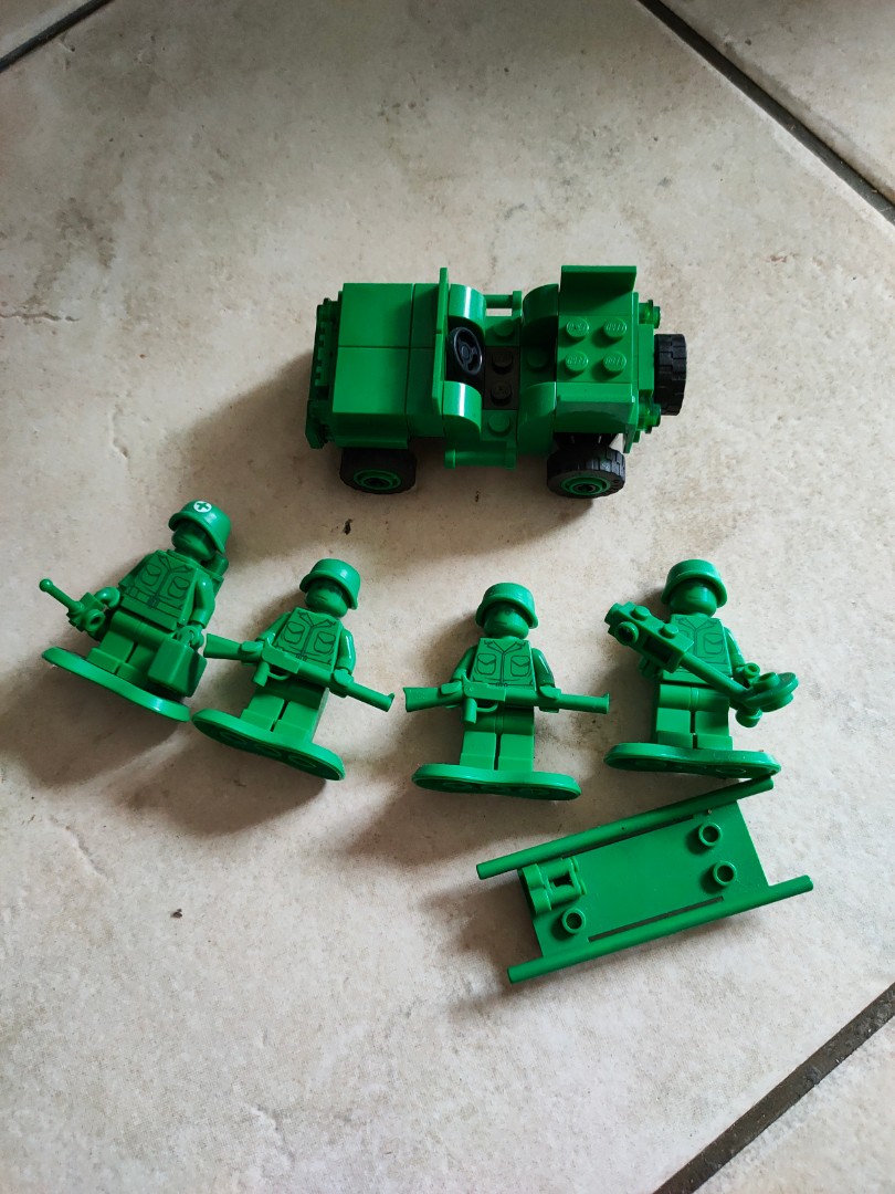 Lego toy story soldiers discount