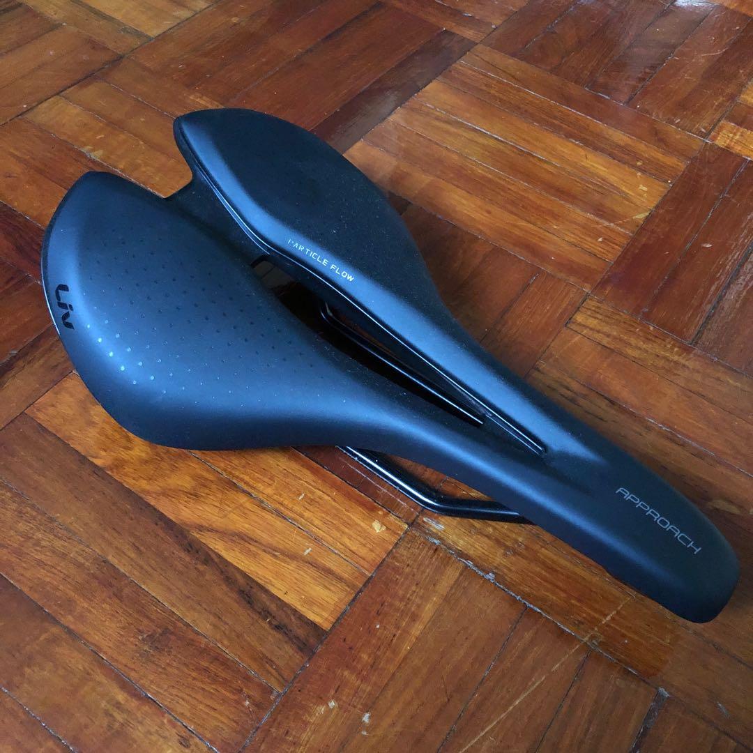 Liv approach saddle outlet