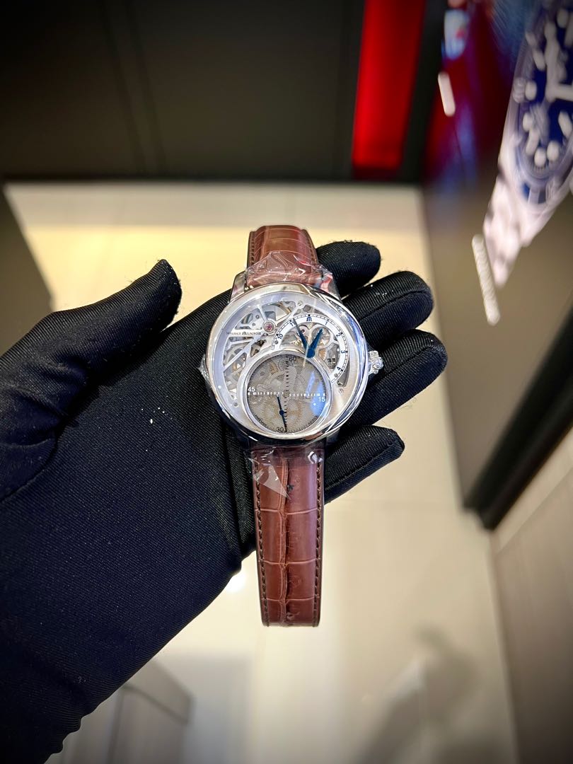 Maurice lacroix store mysterious seconds