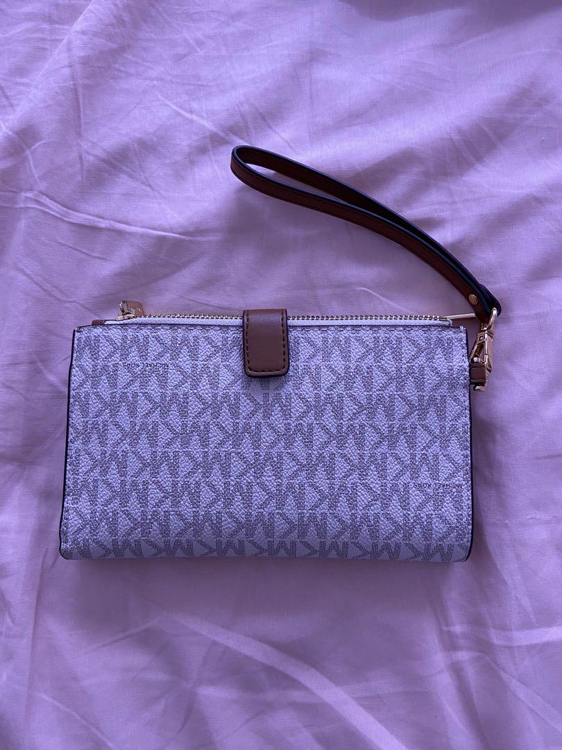 Michael kors purse with phone holder on sale