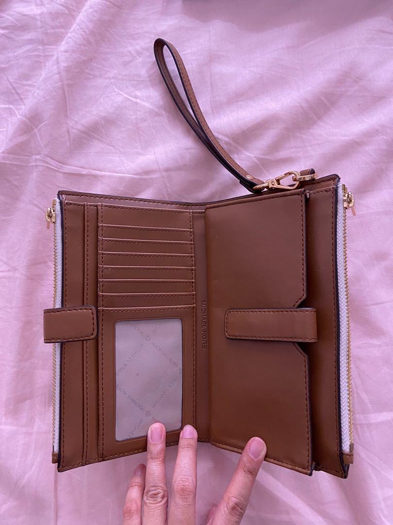 Michael kors purse sales with phone holder