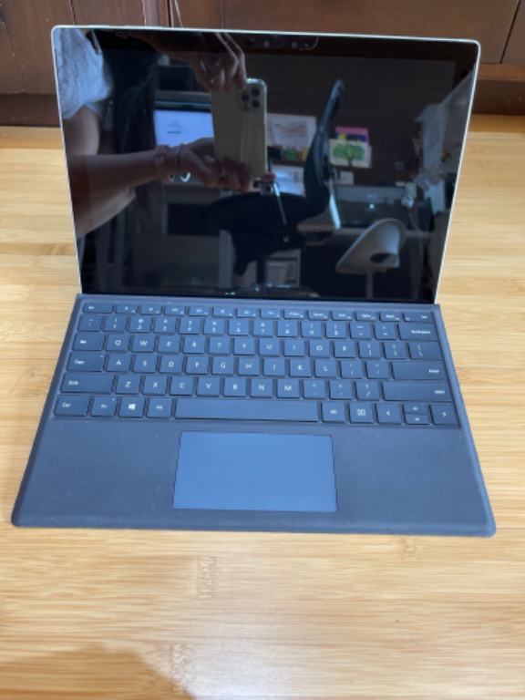 Microsoft Surface Pro 7 10th Gen Intel Core i5 8GB Memory 128GB SSD