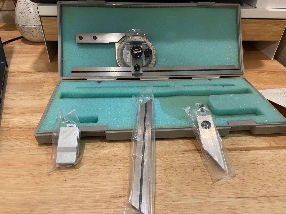 Mitutoyo Universal Bevel Protractor187 Series, Everything Else, Others