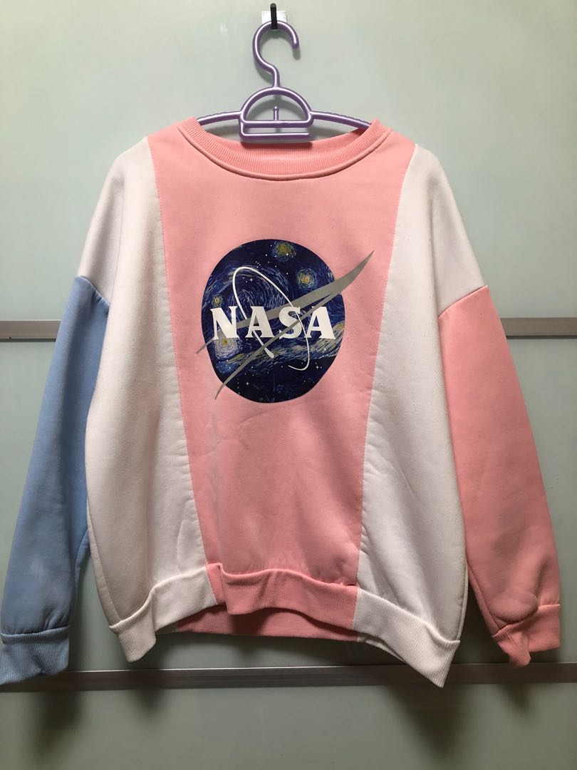 Nasa van shop gogh sweatshirt