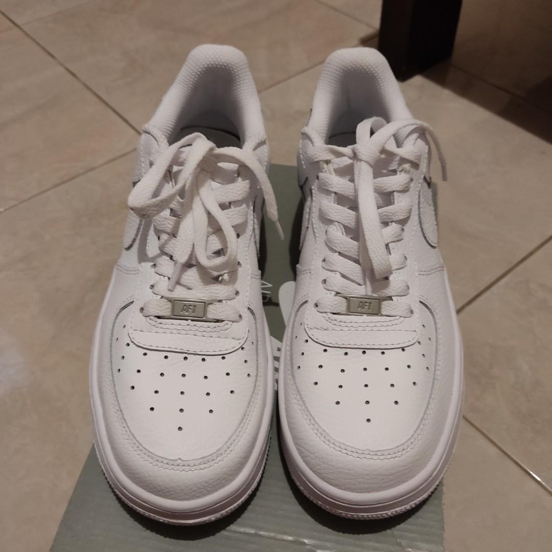 NIKE AIR FORCE 1 TRIPLE WHITE ORIGINAL MADE IN INDONESIA