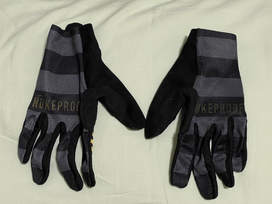 Nukeproof blackline vapour gloves size small