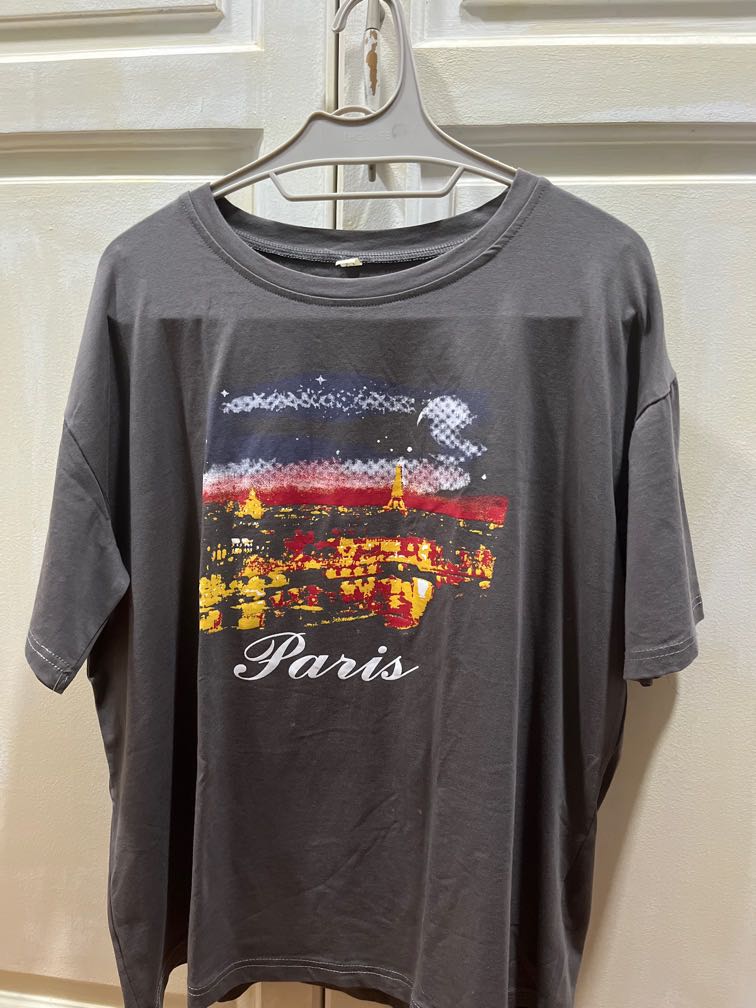 Oversized graphic tee, Women's Fashion 