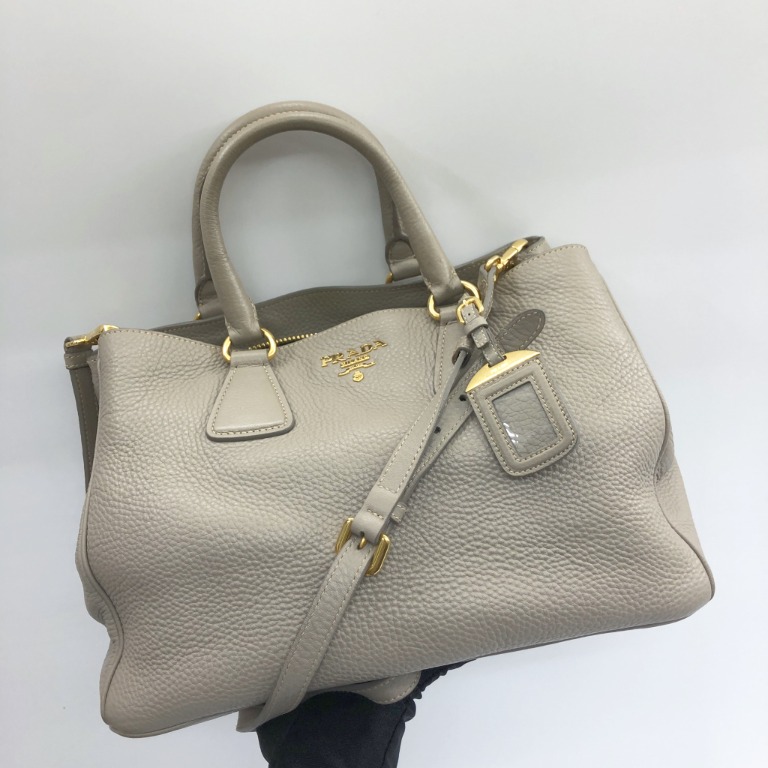 Prada bn2579 new arrivals