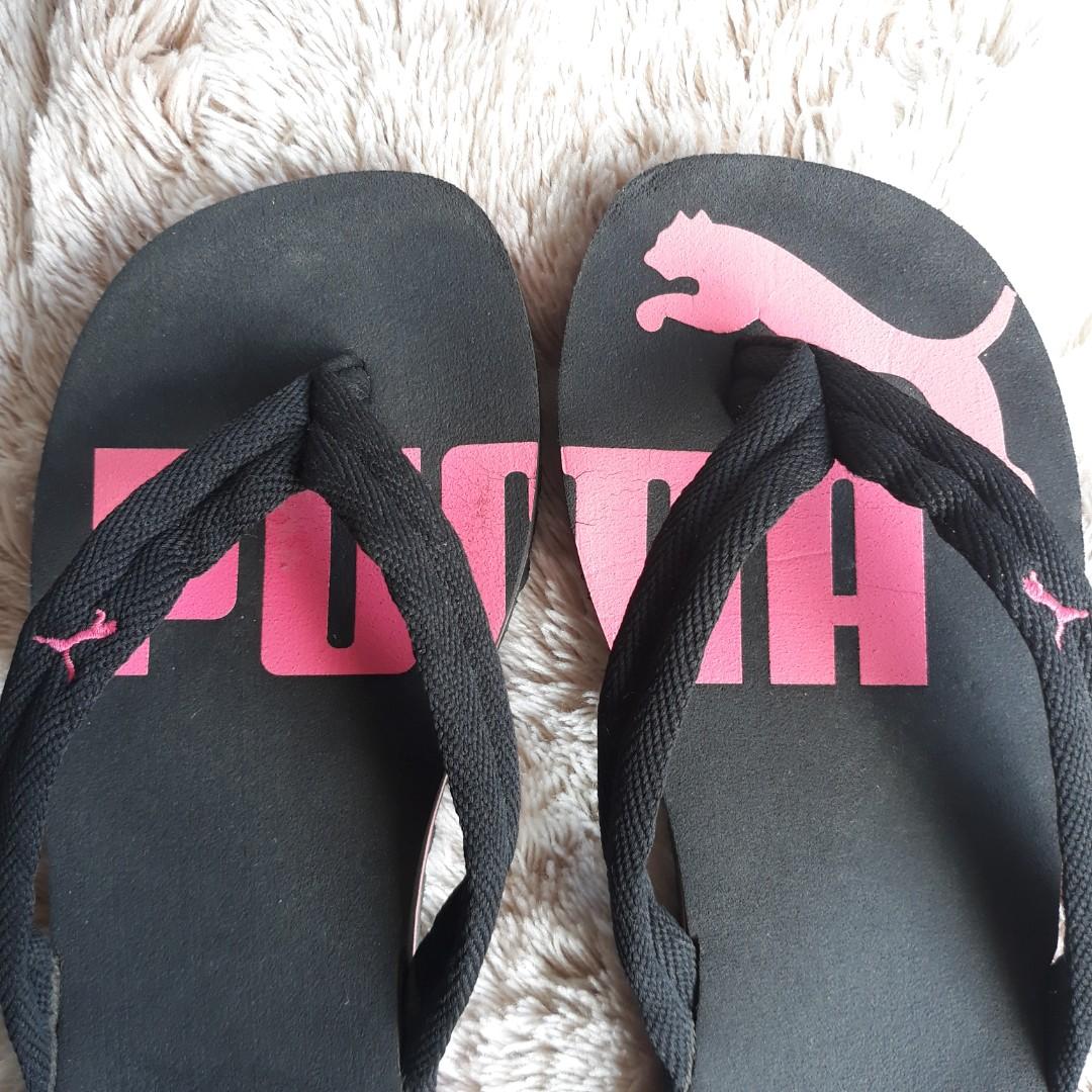 ladies black slippers size 7
