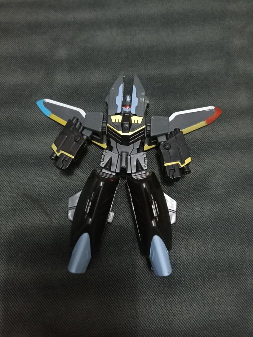 Robot Transformers Jet, Toys & Collectibles, Mainan di Carousell