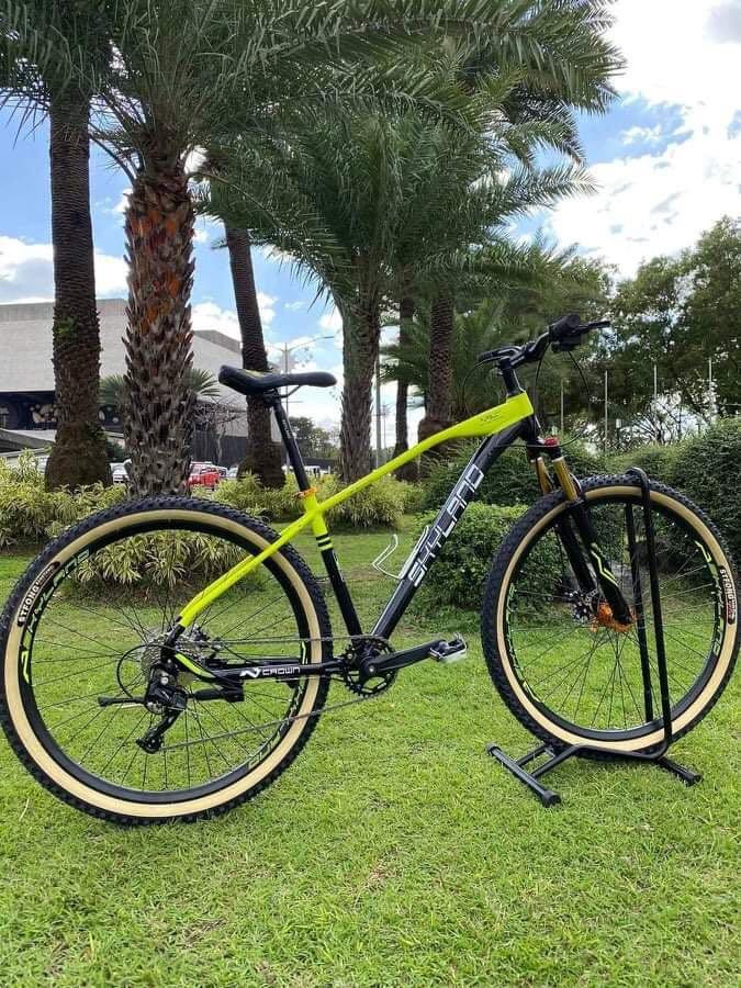Skyland Crown 1x9 Mechanical 29ers (Category: Bicycles) located in Marikina City. Submitted by gracehista1985 (Listing ID 1136554185, Image 3). Description: SKYLAND CROWN 1X9 29ER MECHANICAL ❗₱7,700 FREE ASSEMBLE AVAILABLE COLOR 🤍White gray 💛Black Lime ❤️Black maroon 💙Gray blue 🖤Silver navy blue 🧡Black Gold SPECS : 👇🏻👇🏻👇🏻 ✔️READY FOR HYDRAULIC ✔️LOCKOUT SUSPENSION FORK ✔️ALLOY FRAME/BODY ✔️ALLOY HUBS QUICK RELEASE (FRONT & BACK) ✔️ALLO