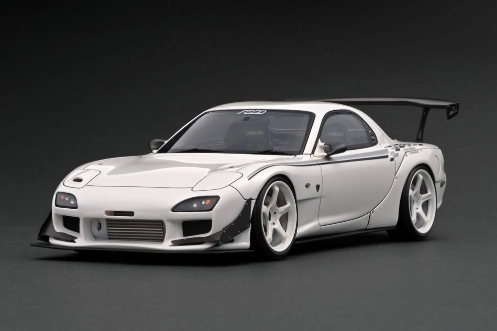 1/18 Ignition model Rx7 Fd3s feed white, Hobbies & Toys, Toys & Games