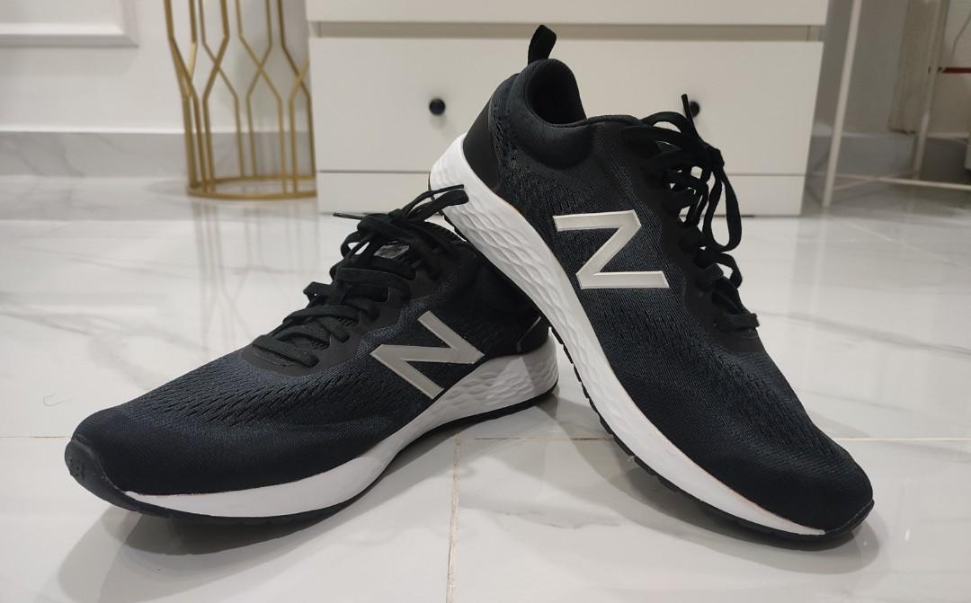 New balance hot sale arishi uk