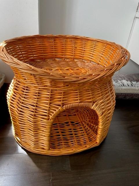 Two tier hotsell wicker cat bed