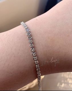 (Category: ) located in . Submitted by iloveluxeph (Listing ID 1136662945, Image 1). Description: .