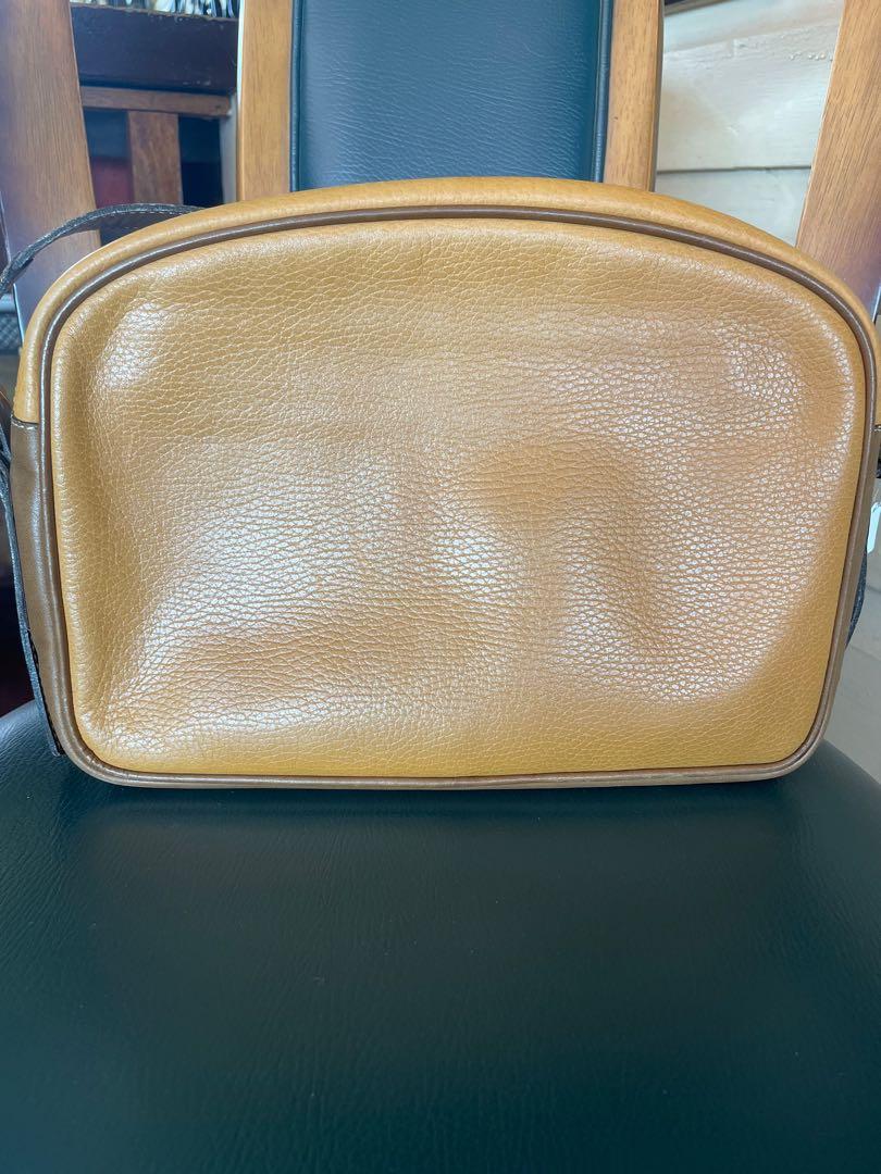 Loewe Madrid Vintage Bag (Category: Luxury Bags & Wallets) located in Muntinlupa City. Submitted by phbudgetluxuryfinds (Listing ID 1136688429, Image 3). Description: Authentic 💯 With Bag tag/paper complete with details -see photo ❤️This is a classic vintage Loewe bag that is timeless and chic❤️ Length- almost 12 inches Height - 8.5 inches .