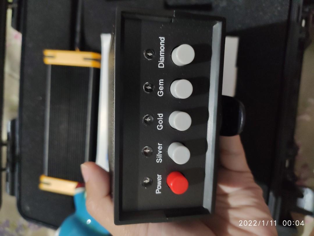 Black hawk gr-100 metal and gold detector, Sports Equipment, Hiking ...