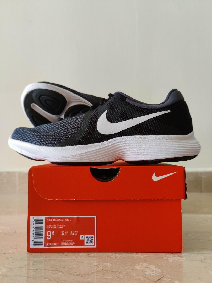 New Nike Black Men's Revolution 4 shoes /w box (UK 8.5/ US 9.5/ EU 43), Men's Fashion, Footwear, Carousell