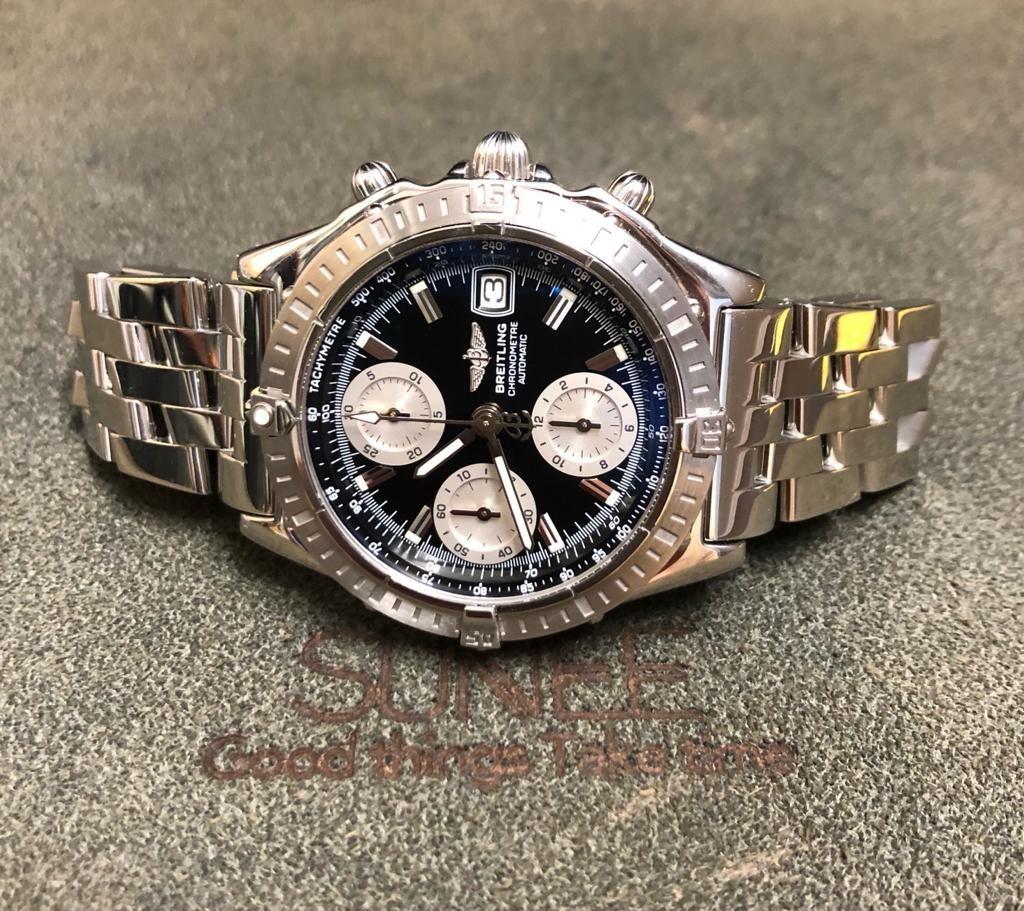 百年靈breitling Chronomat A 計時自動手錶 歡迎收看影片https Youtu Be Wxtcrna0f9c 原裝黑色錶盤夜光指針及時標單向旋轉錶框日期顯示時 分 小秒針時間指示