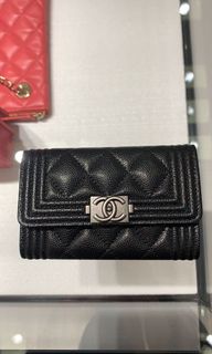 （分類：）位於 。 由 mslammm 提交（商品編號 1136755772，圖片 1）。簡介： 。