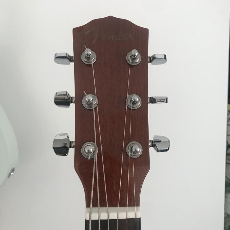 Fender DG60/NAT Acoustic Guitar, Hobbies & Toys, Music & Media