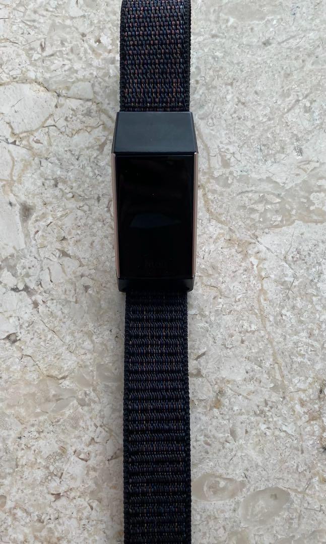 Fitbit charge 3 /4 straps original and nylon fabric, Mobile Phones