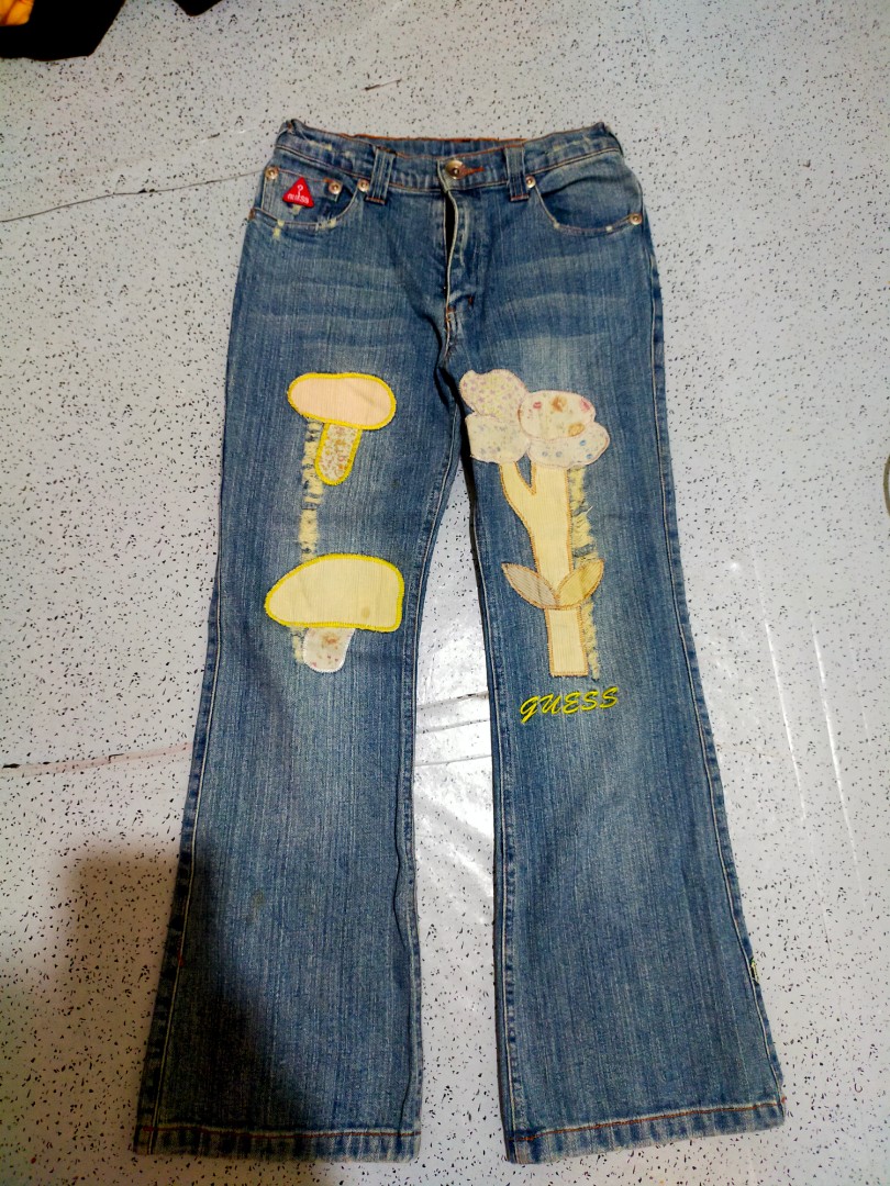 Guess jeans with patch all over kids 