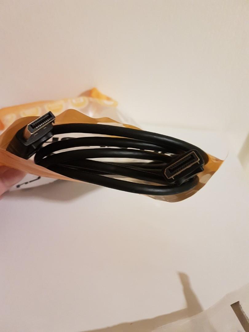 HD & HDMI cable (Category: Cables & Adaptors) located in Singapore. Submitted by crafthut (Listing ID 1136830376, Image 3). Description: selling HD cable at $5, display port hdmi cable at $10. self collection at kaki bukit.