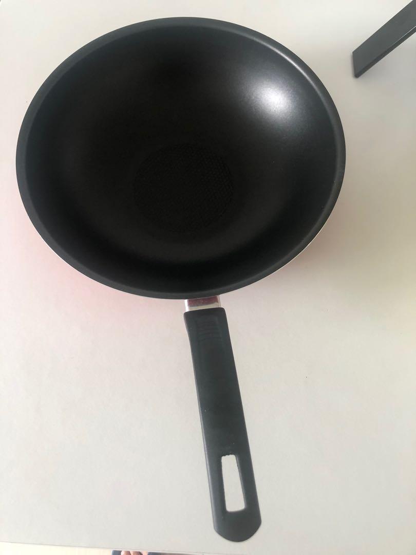 Hi quality wok28cm, made in Italy 15/, Furniture & Home Living