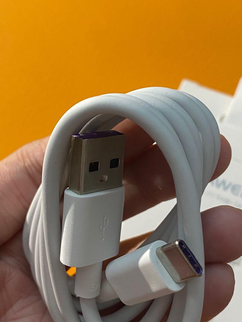 Huawei Usb To C Cable (Category: Chargers & Cables) located in Manila. Submitted by razelysonn (Listing ID 1136815176, Image 2). Description: pm.