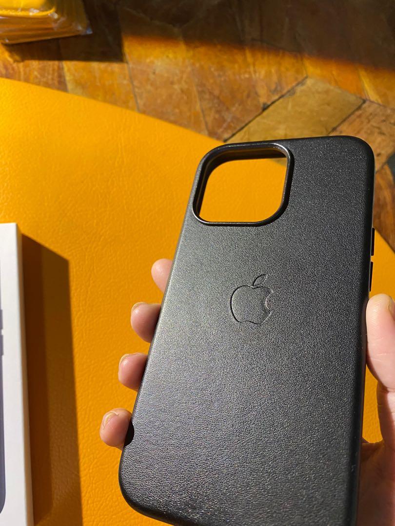 iPhone 13 Pro Leather Magsafe Case (Category: Cases & Sleeves) located in Manila. Submitted by razelysonn (Listing ID 1136810904, Image 1). Description: pm me.