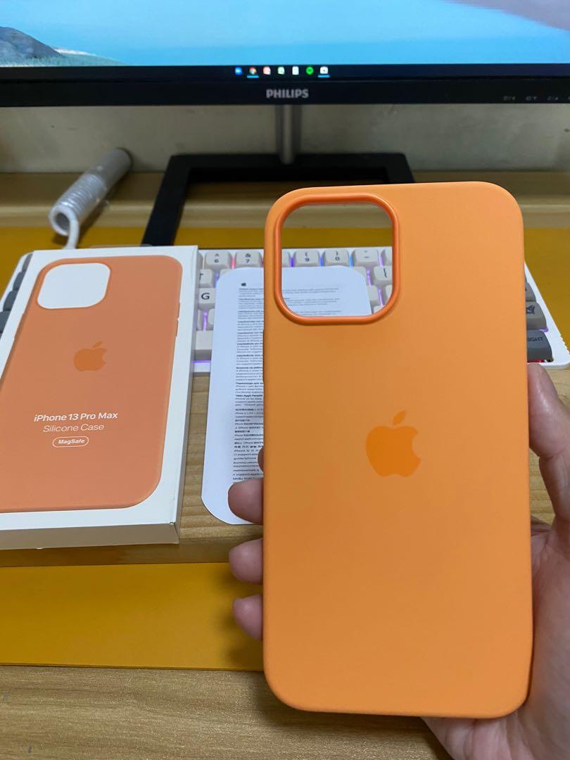iPhone 13 Pro Max Magsafe Silicone Case (Category: Cases & Sleeves) located in Manila. Submitted by razelysonn (Listing ID 1136807509, Image 2). Description: pm.