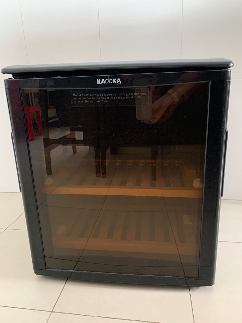 Kadeka wine chiller (15 bottles), TV & Home Appliances, Kitchen